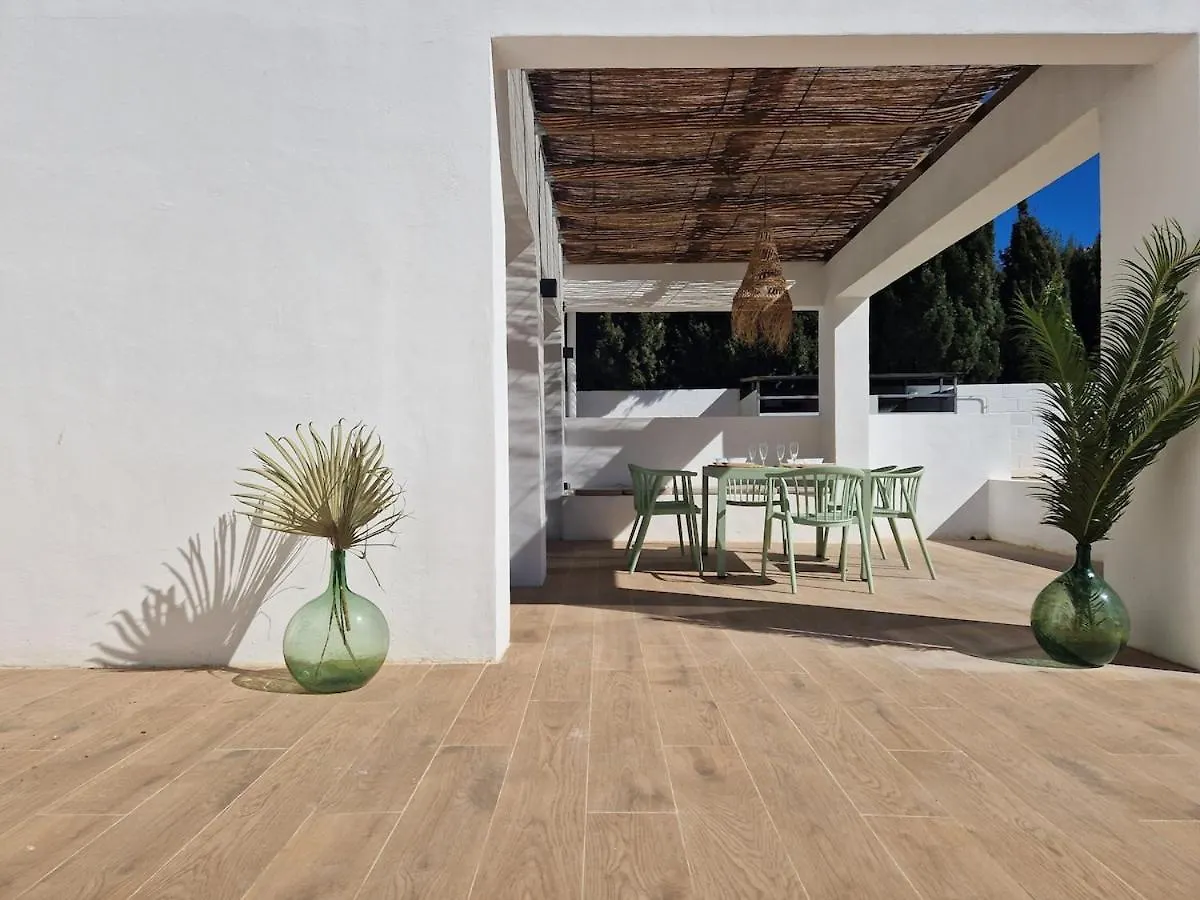Villa Gorgot With A Pool And Private Parking 엠푸리아브라바 스페인